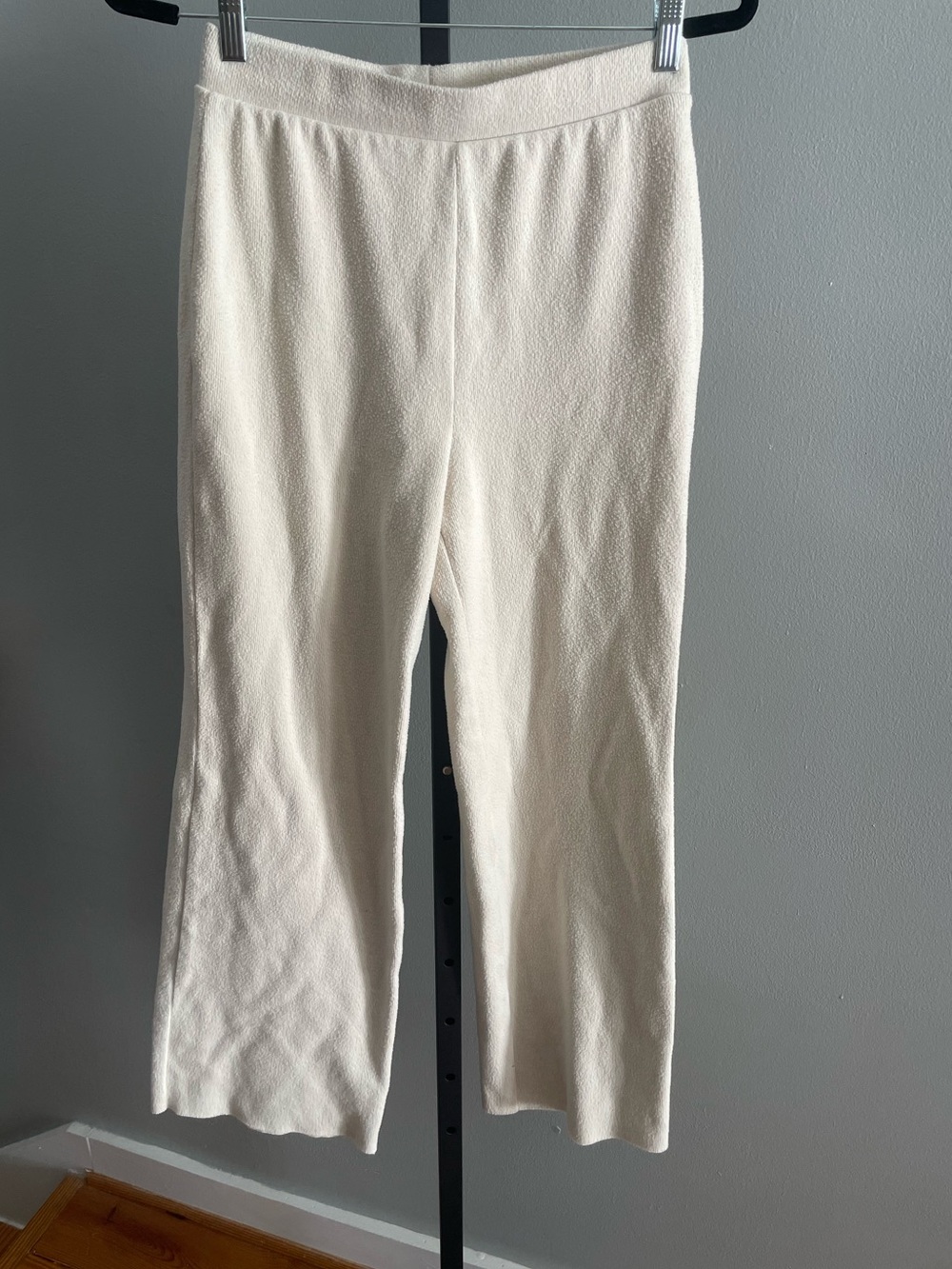 Zara Cream Color Knit Pants Size Medium